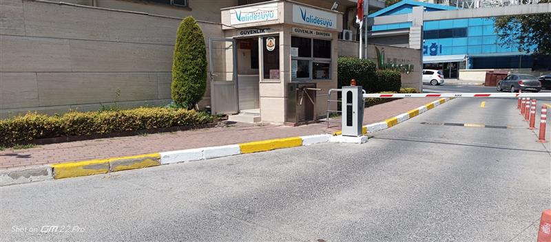 Sitemizin Bord�r Ve Yol �izgilerini Boyuyoruz.