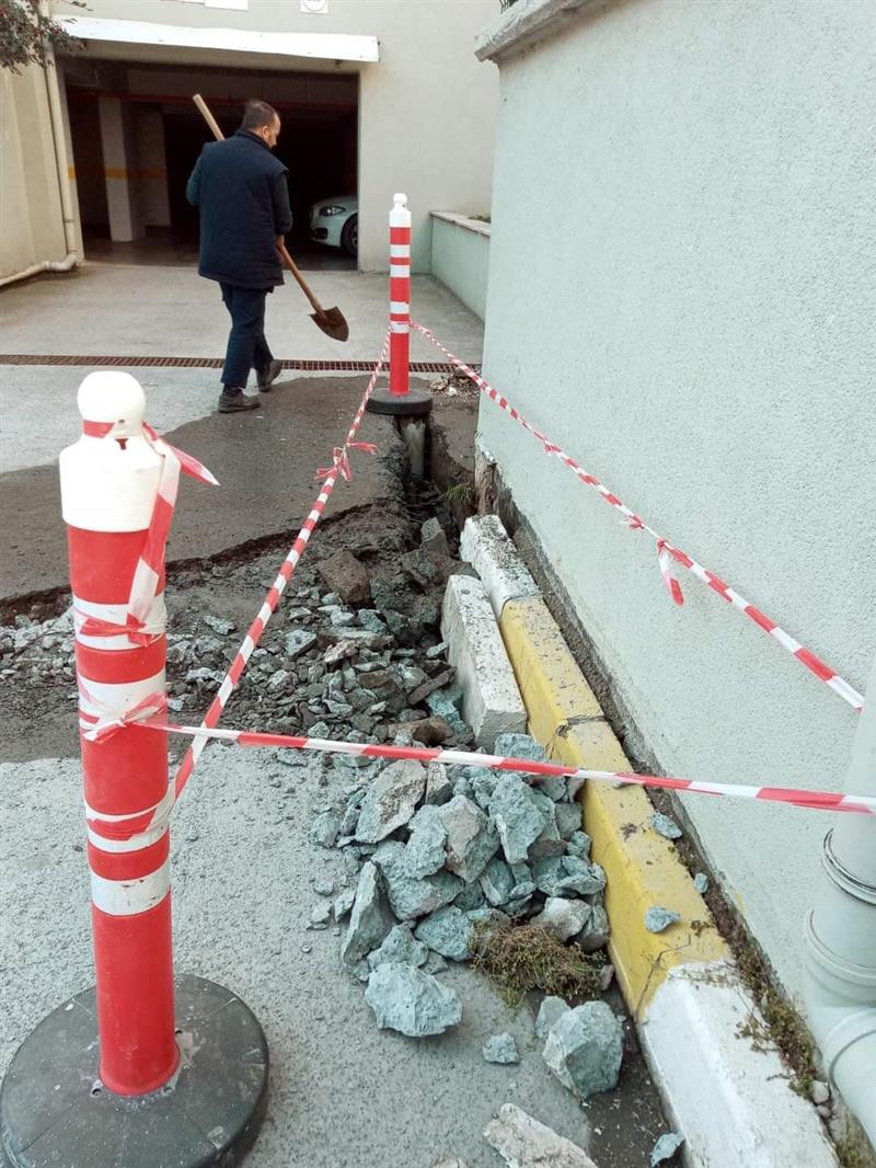 K�� Sonras� Sitemizin Bozulan Yollar�n�n Tamirine Ba�lad�k.